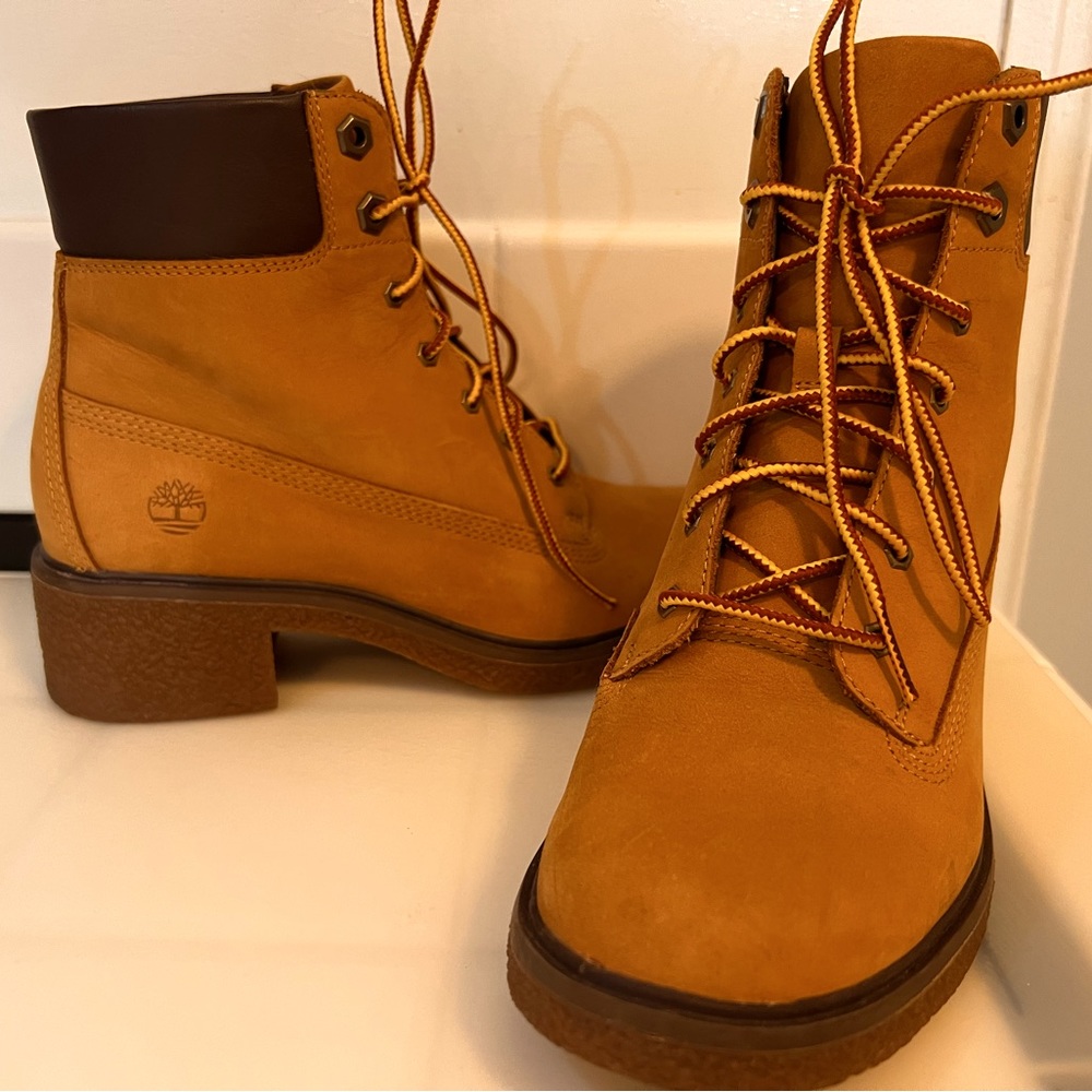 Timberlands Women's